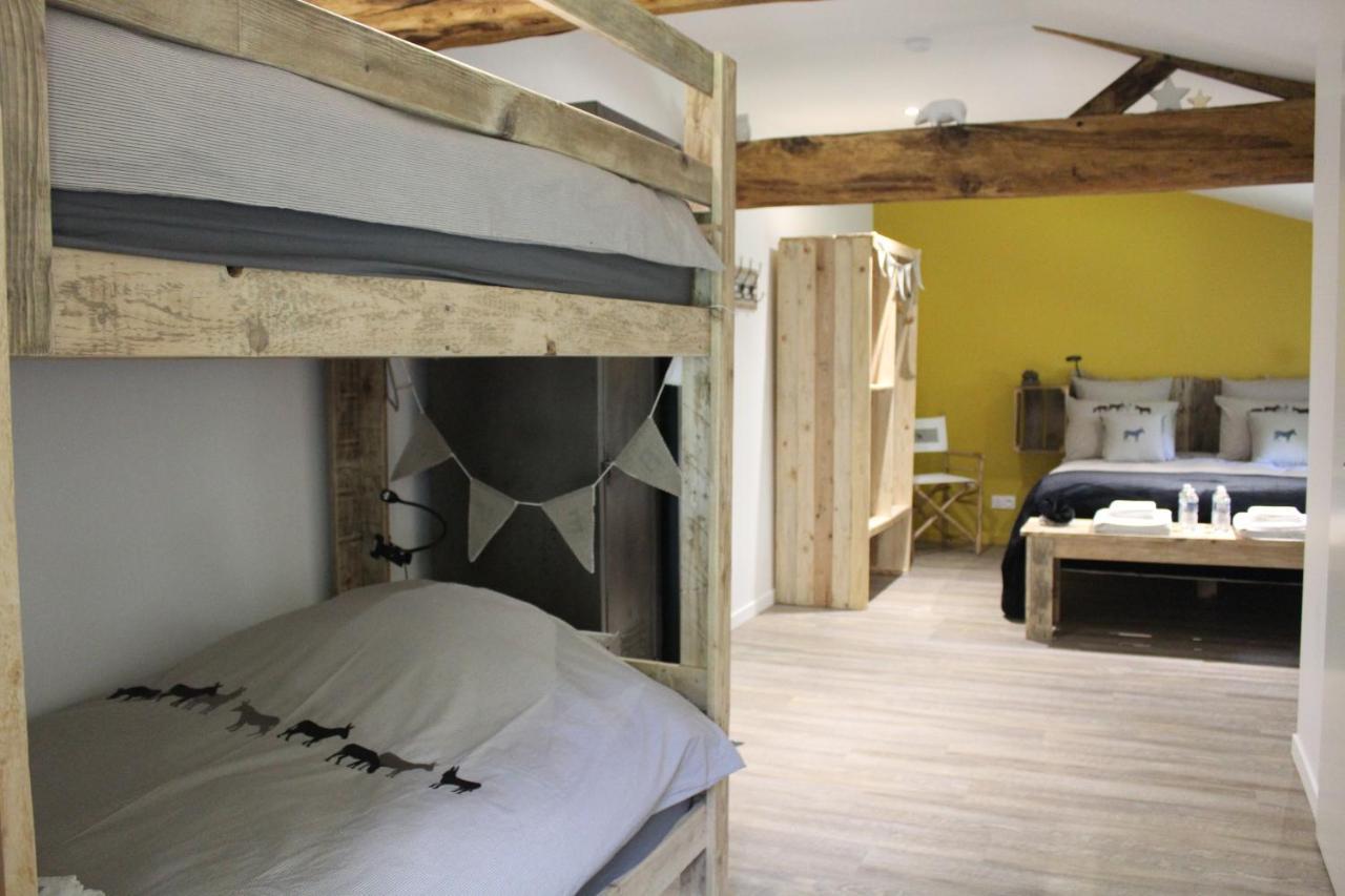 Chambres D'Hotes Logis Charrier Le Petit Bignon Les Epesses Exterior photo